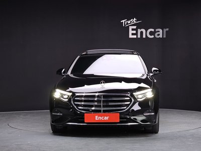 MERCEDES-BENZ E-CLASS - 3