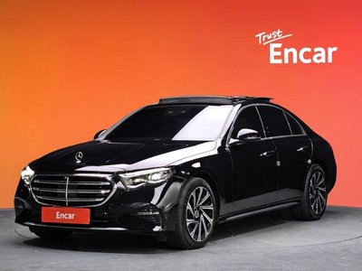 MERCEDES-BENZ E-CLASS - 1