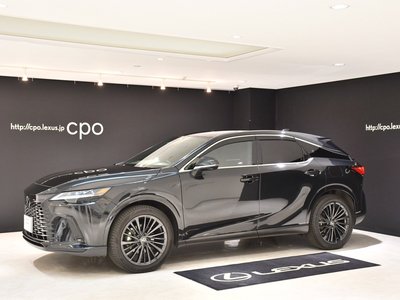 صورة 4 لـ 2023 Lexus RX