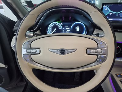 2021 Genesis GV70 — миниатюра 15