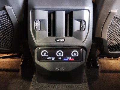 2025 BMW X3 缩略图 37