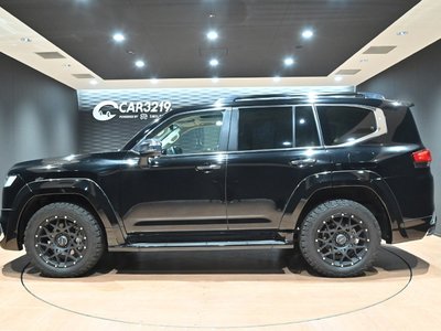 TOYOTA LAND CRUISER 300 - 5