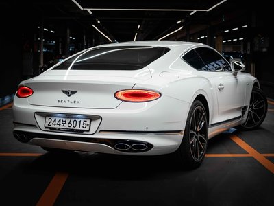 BENTLEY CONTINENTAL - 3
