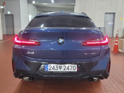 2025 BMW X4 — фото 4