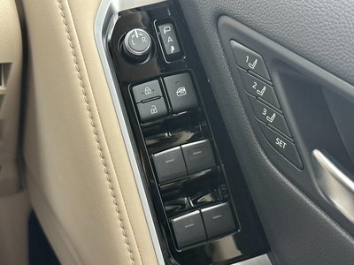 2025 Toyota LAND CRUISER 300 — миниатюра 66