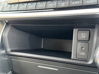 2025 Toyota LAND CRUISER 300 — миниатюра 57