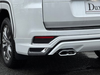 2025 Toyota LAND CRUISER 300 — миниатюра 25
