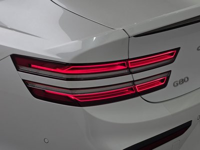GENESIS G80 (RG3) - 10