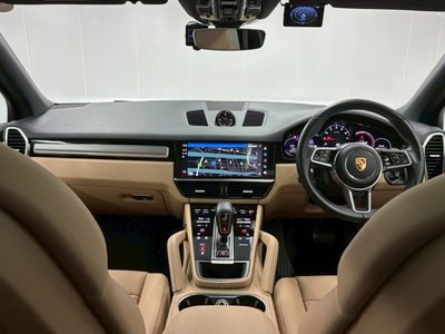 PORSCHE CAYENNE - 3