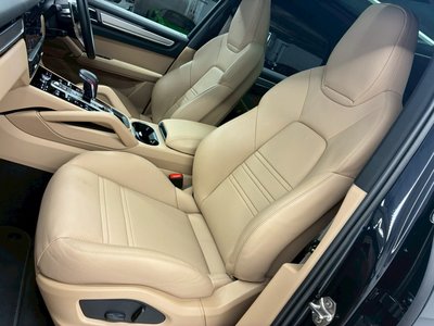 PORSCHE CAYENNE - 5