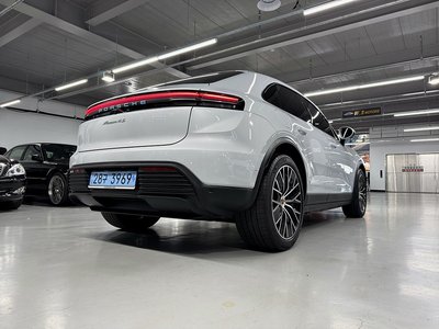 صورة 5 لـ 2025 Porsche MACAN