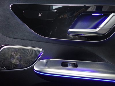 2024 Mercedes-BENZ EQE — миниатюра 21
