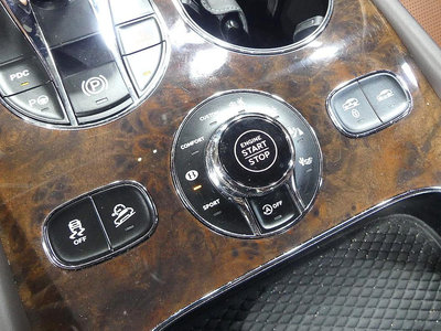 2021 Bentley BENTAYGA thumbnail 20