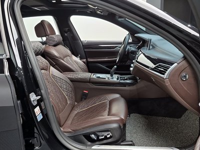 BMW 7 SERIES - 10