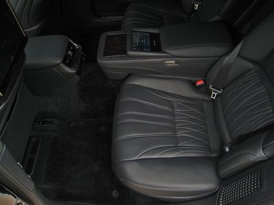 صورة مصغرة 79 لـ 2017 Lexus LS