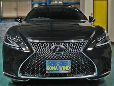 LEXUS LS - 6