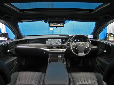 صورة مصغرة 25 لـ 2017 Lexus LS