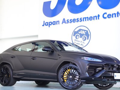 LAMBORGHINI URUS - 1