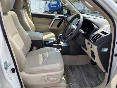 TOYOTA LAND CRUISER PRADO - 5