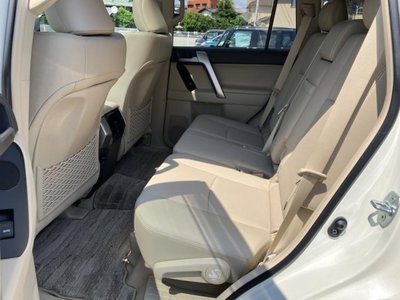 TOYOTA LAND CRUISER PRADO - 8