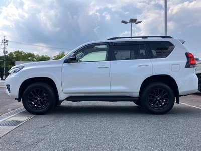 TOYOTA LAND CRUISER PRADO - 2