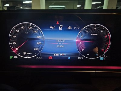 صورة 8 لـ 2023 Mercedes-BENZ GLE