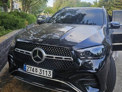 صورة 1 لـ 2023 Mercedes-BENZ GLE