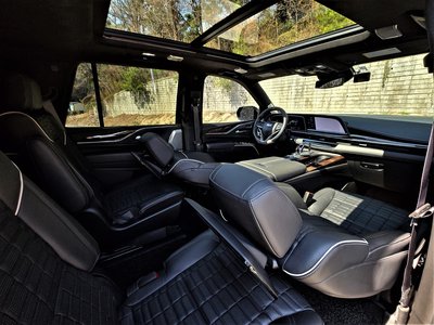 CADILLAC ESCALADE - 10