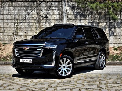 CADILLAC ESCALADE - 1