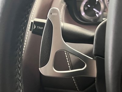 صورة 34 لـ 2008 Aston Martin V8