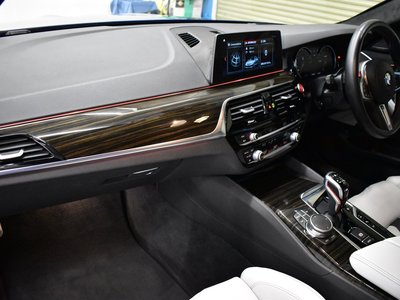 2018 BMW M5 — миниатюра 59