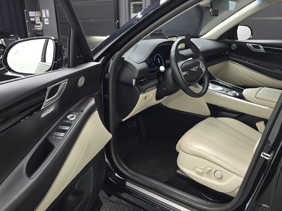 صورة 10 لـ 2020 Genesis GV80