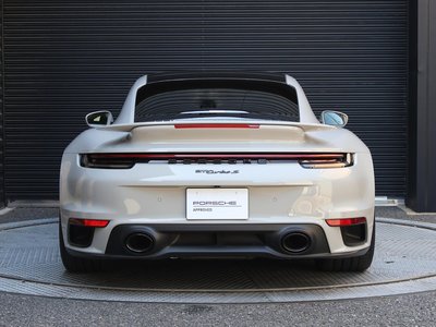 PORSCHE 911 - 9