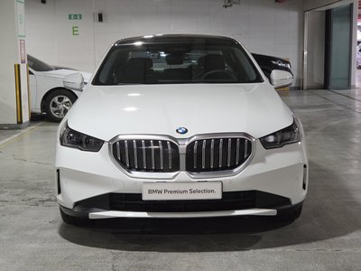 BMW 5 SERIES - 2