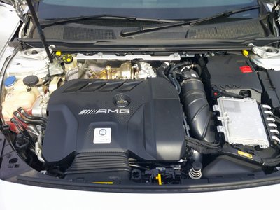 MERCEDES-BENZ CLA AMG - 9