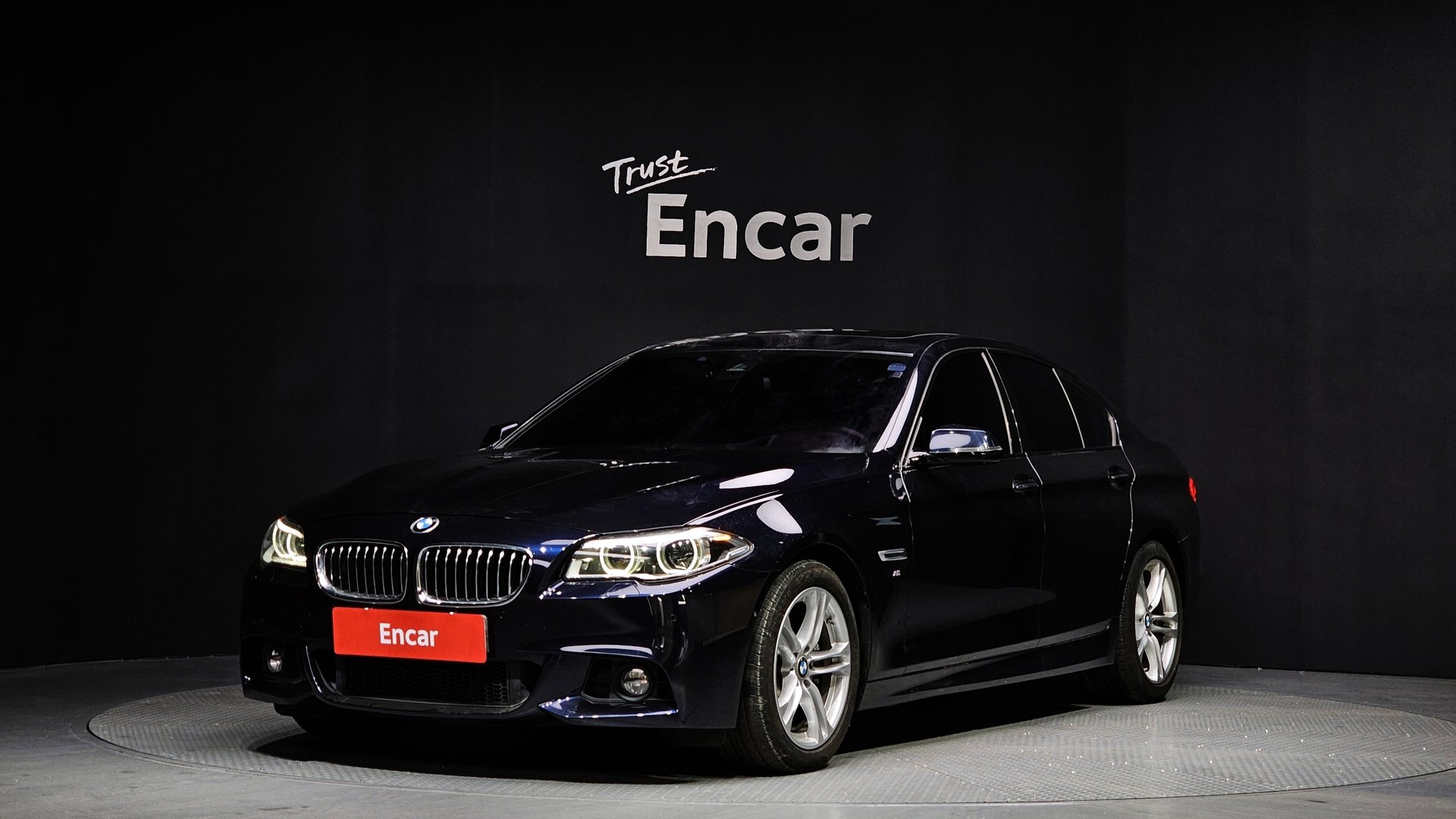 BMW 5 SERIES - View 1