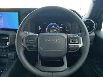 TOYOTA LAND CRUISER 250 - 9