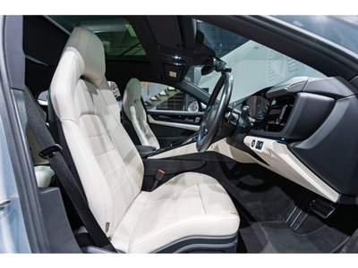 PORSCHE PANAMERA - 3