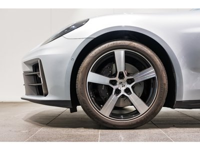 PORSCHE PANAMERA - 10