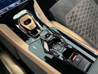2024 Lamborghini HURACAN — миниатюра 29