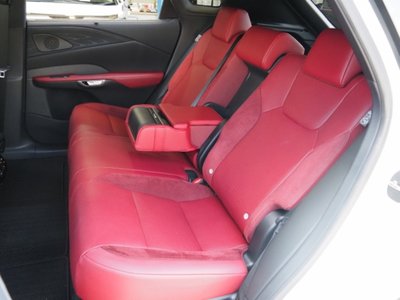 صورة مصغرة 32 لـ 2023 Lexus RX