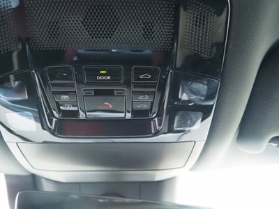 صورة مصغرة 61 لـ 2023 Lexus RX