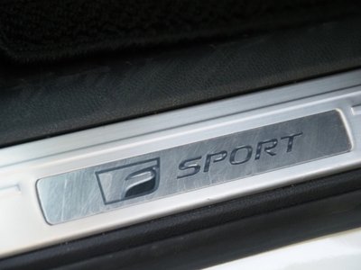 صورة مصغرة 74 لـ 2023 Lexus RX