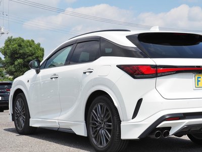 صورة مصغرة 16 لـ 2023 Lexus RX