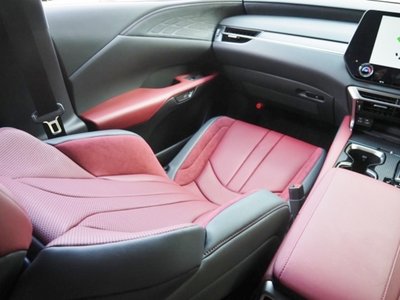 صورة مصغرة 69 لـ 2023 Lexus RX