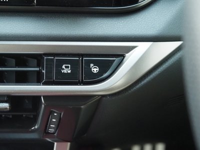 صورة مصغرة 55 لـ 2023 Lexus RX