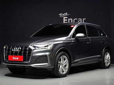 صورة 1 لـ 2021 AUDI Q7