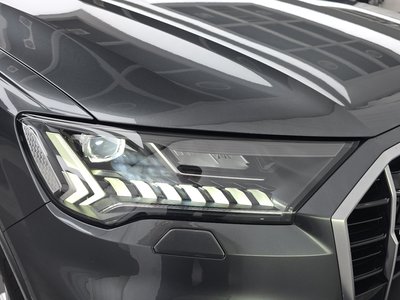 صورة 9 لـ 2021 AUDI Q7