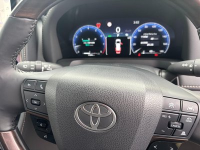 2025 TOYOTA ALPHARD — миниатюра 17