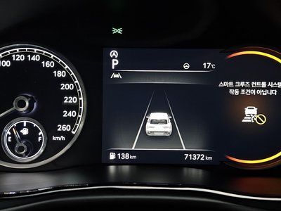 صورة 8 لـ 2021 Genesis GV70